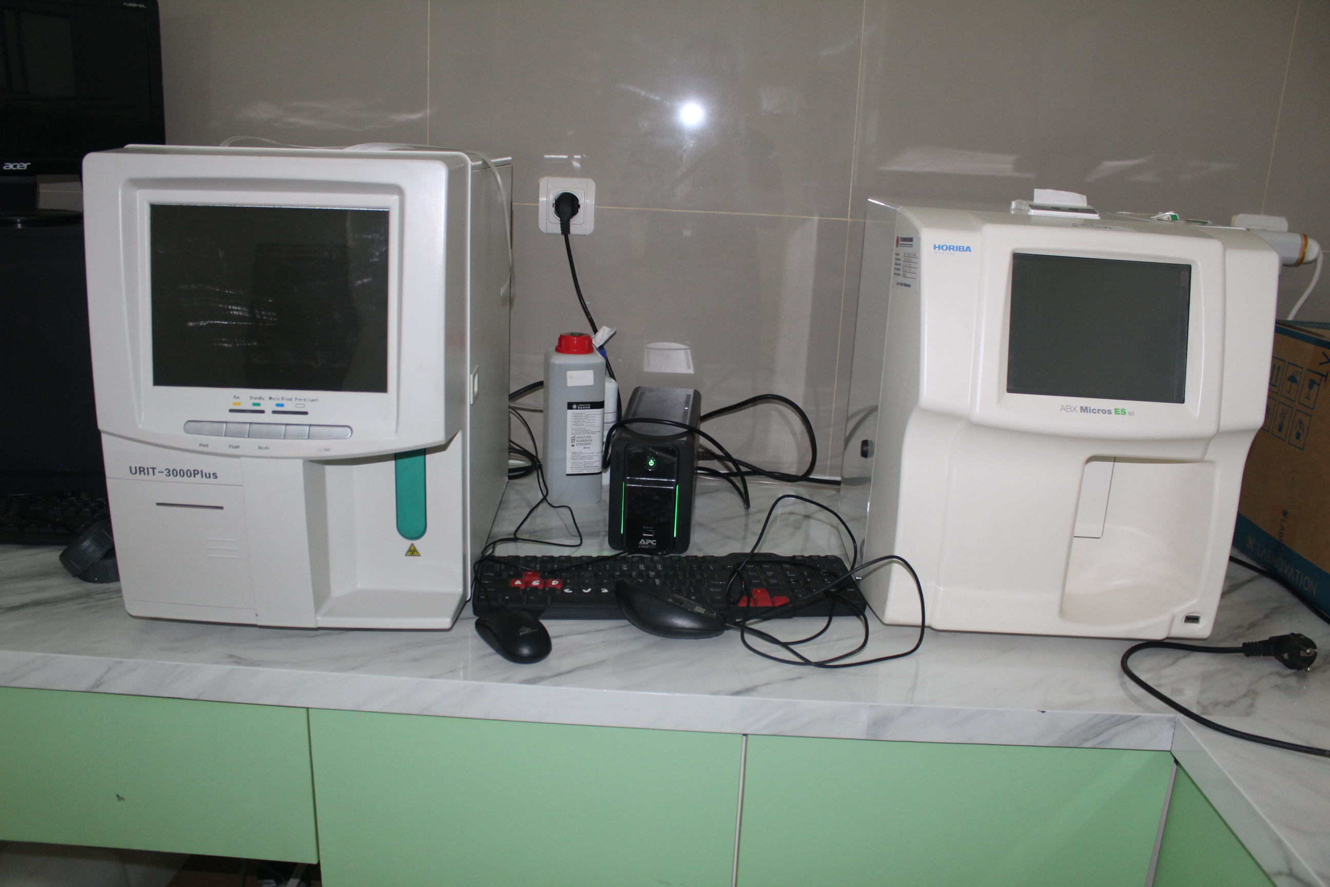 Peralatan laboratorium untuk hematologi